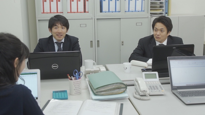 半径３メートル以内の片隅でスチール